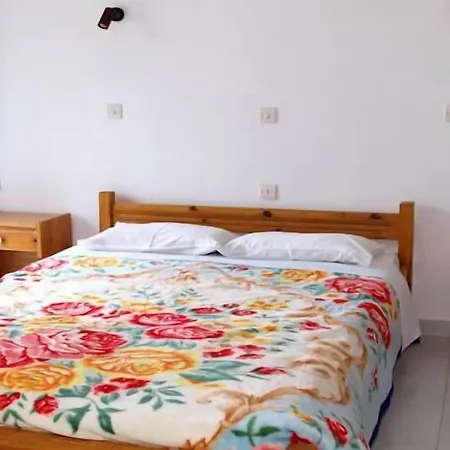 Hotel Rosmari 2*