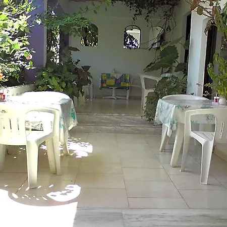 Rosmari Hotel Archangelos (Rhodes)