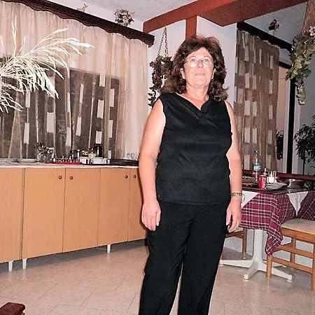 Rosmari Hotel
