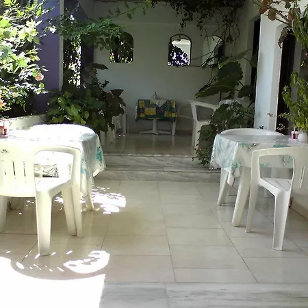 Rosmari Hotel Archangelos (Rhodes)