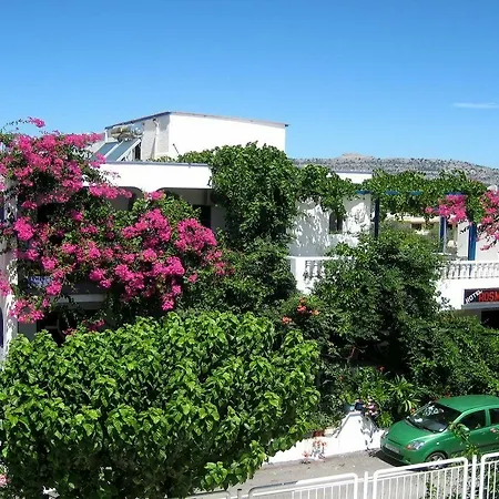 Hotel Rosmari